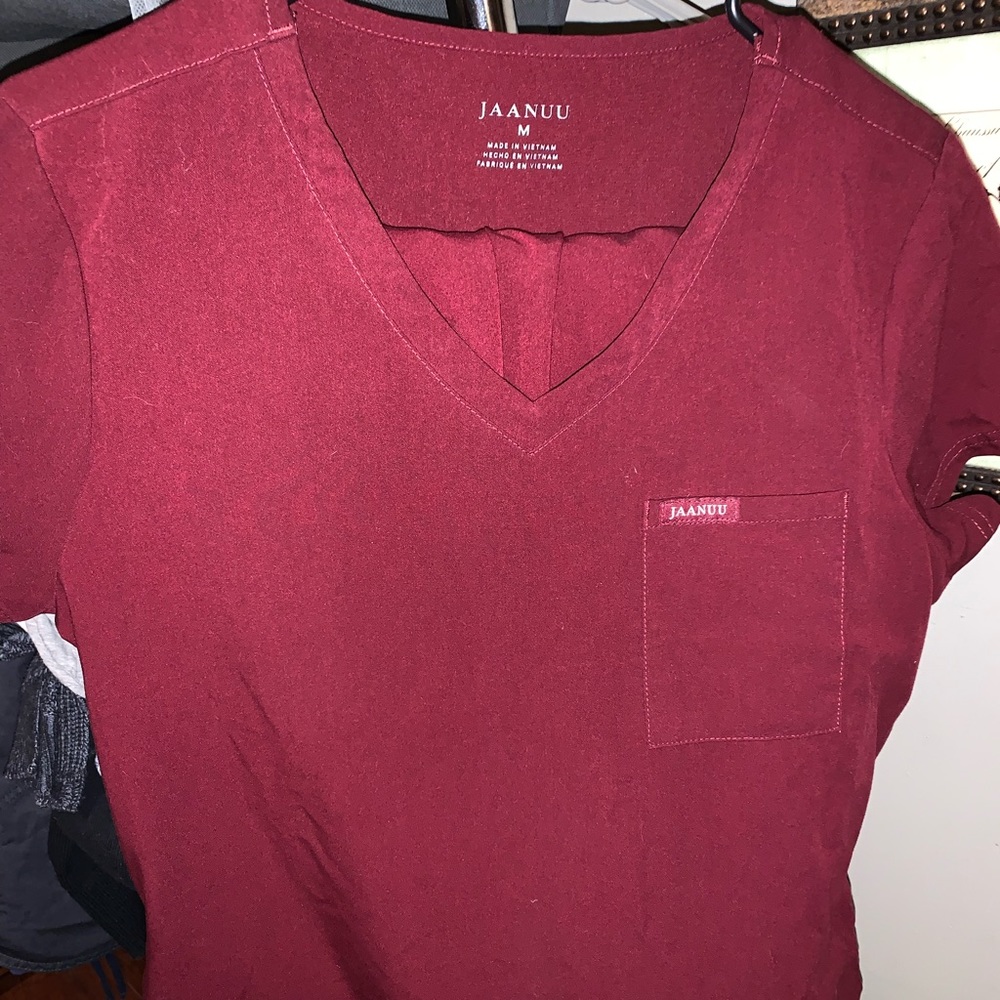 Jaanuu scrub set (Wine)